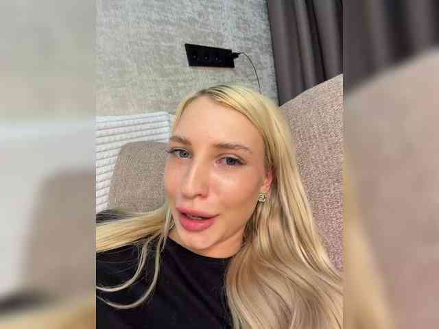 Cristi-Candy webcam