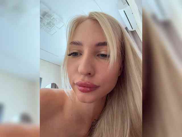 Cristi-Candy webcam
