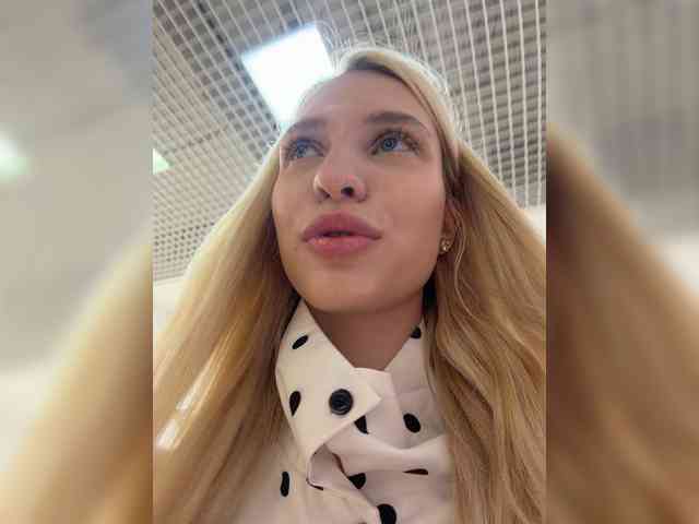 Cristi-Candy webcam