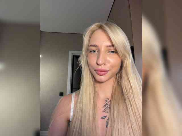 EwaBrown Sex Cam Show
