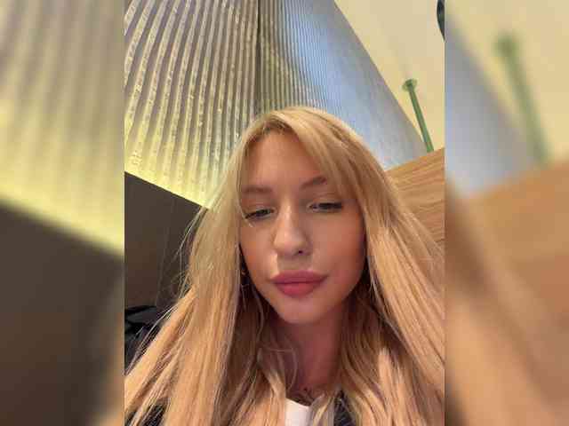 Cristi-Candy webcam