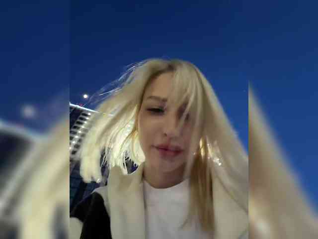 Live stream of EwaBrown