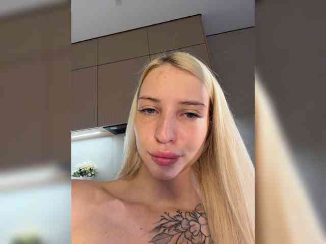 EwaBrown Live Webcam on BongaCams