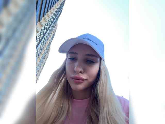 EwaBrown Sex Cam Show