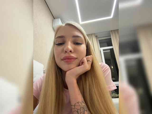 Cristi-Candy webcam