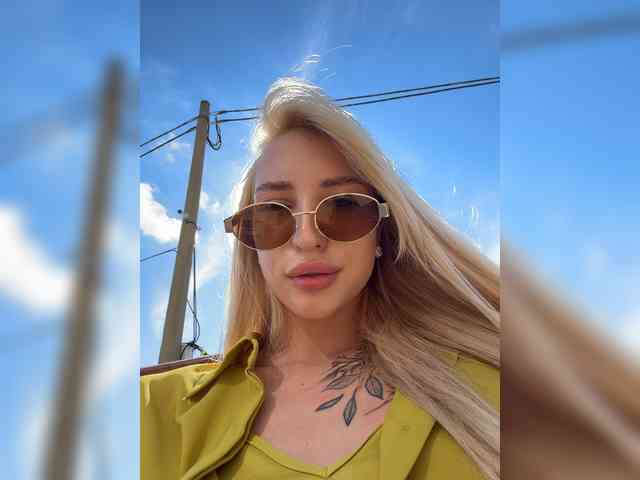 Cristi-Candy webcam