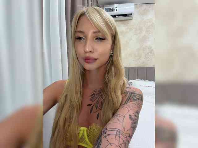 Cristi-Candy webcam