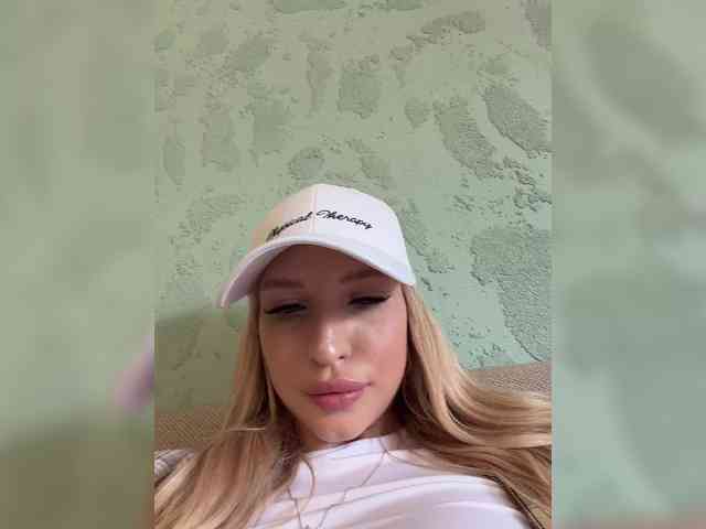 Cristi-Candy webcam