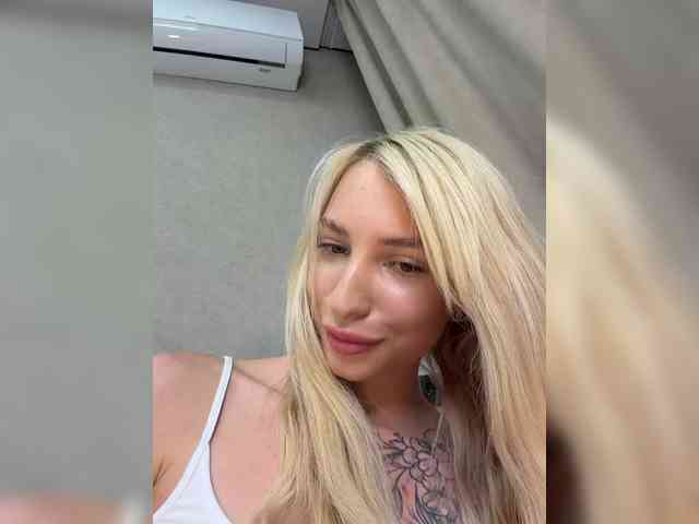 Cristi-Candy webcam
