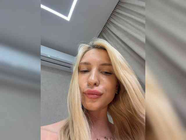Cristi-Candy webcam