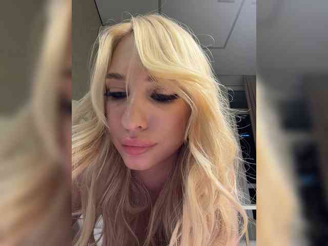 EwaBrown Sex Cam Show