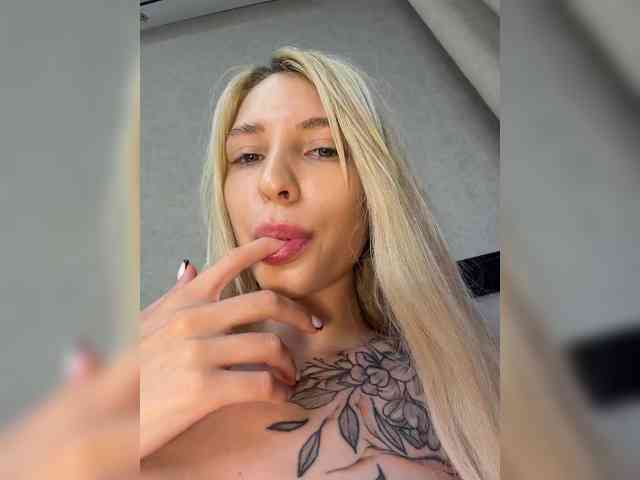 Cristi-Candy webcam
