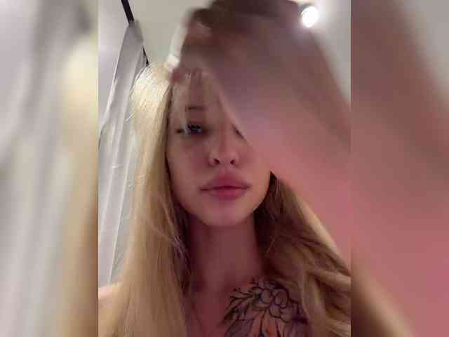 Cristi-Candy webcam