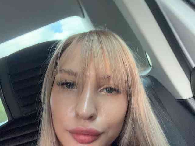 Cristi-Candy webcam