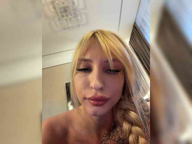 Cristi-Candy webcam