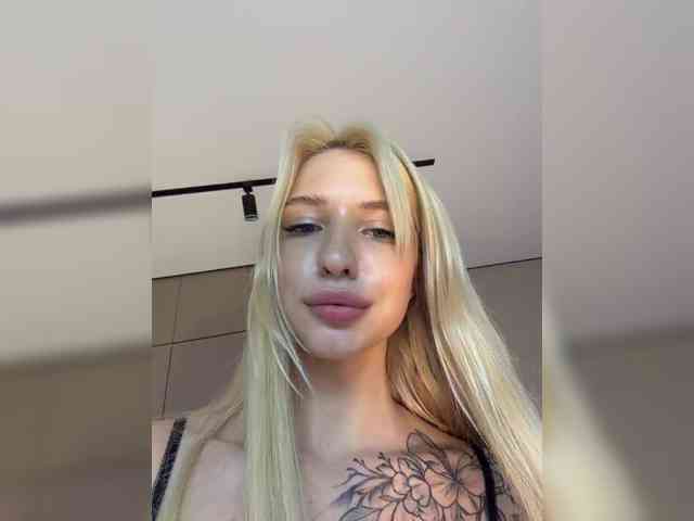 EwaBrown Sex Cam Show