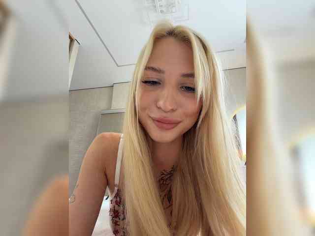 Cristi-Candy webcam