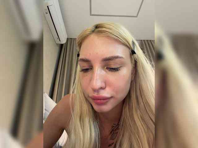 Cristi-Candy webcam