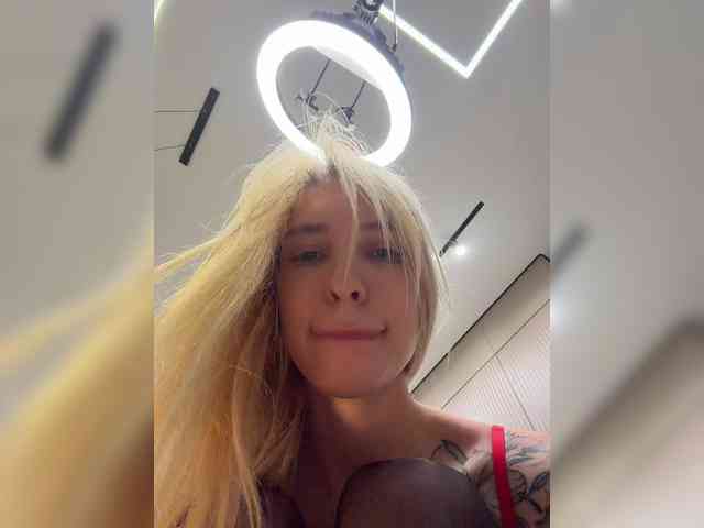 cristi-candy's live room