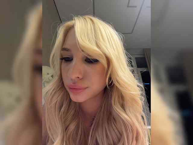 EwaBrown Sex Cam Show