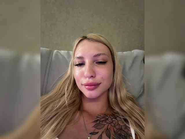 Cristi-Candy webcam