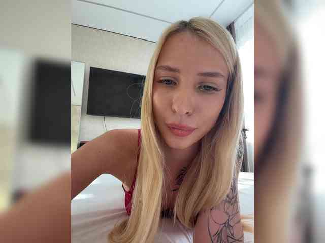 Cristi-Candy webcam