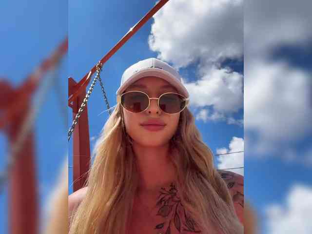 Cristi-Candy's Sexcam