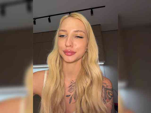 EwaBrown Sex Cam Show