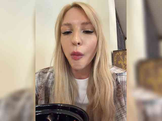 Cristi-Candy webcam