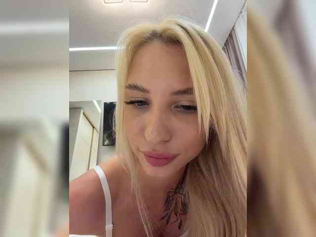 Cristi-Candy webcam