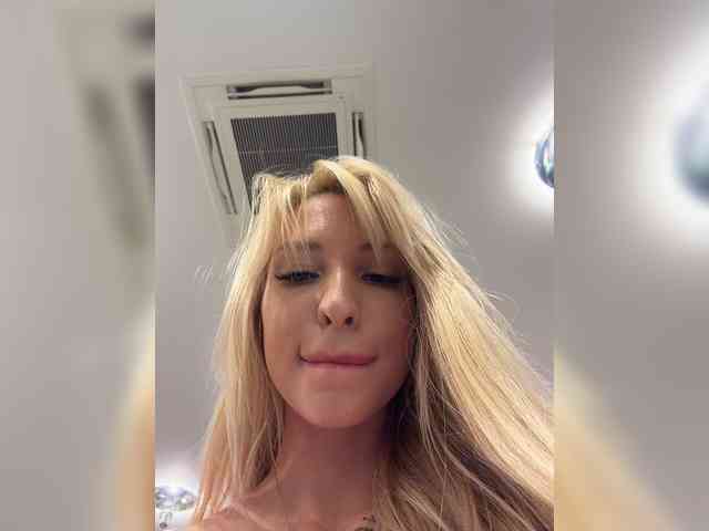 Cristi-Candy webcam