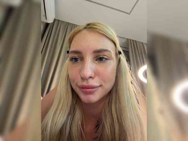 EwaBrown Sex Cam Show