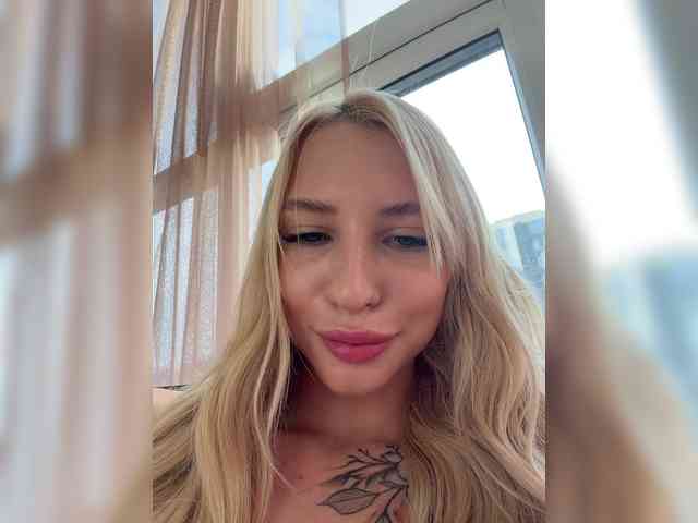 EwaBrown Sex Cam Show