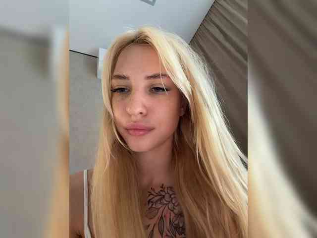 Cristi-Candy webcam
