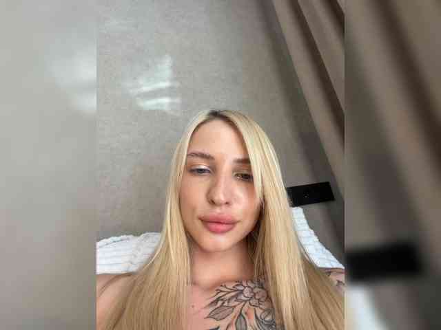 Cristi-Candy webcam