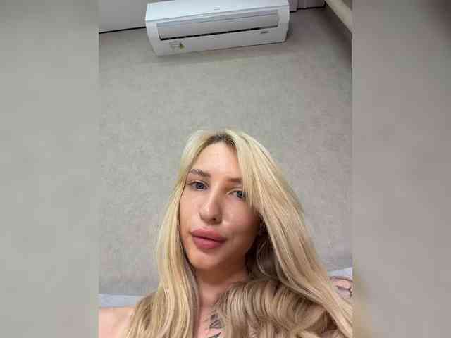 Cristi-Candy webcam