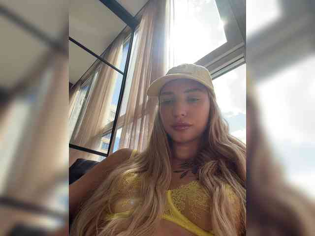 EwaBrown Sex Cam Show