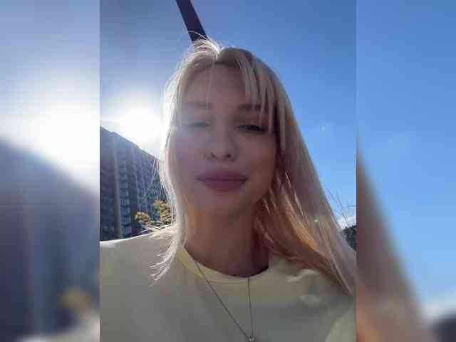 sex cam live EwaBrown