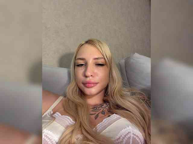 EwaBrown Sex Cam Show