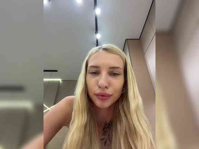 Cristi-Candy webcam