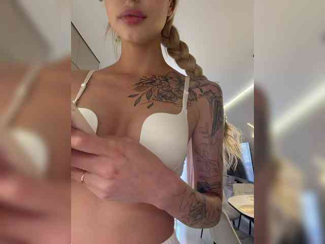 Cristi-Candy webcam