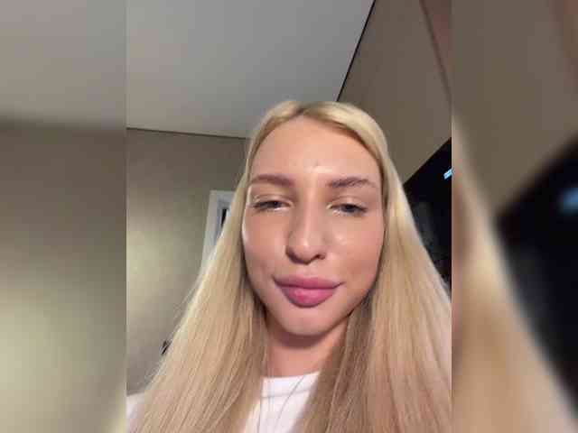 EwaBrown Sex Cam Show