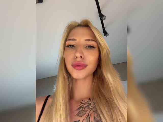Cristi-Candy webcam