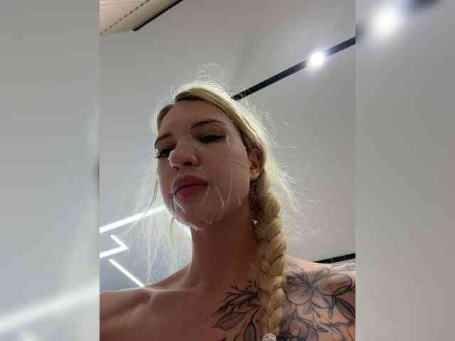 Cristi-Candy webcam