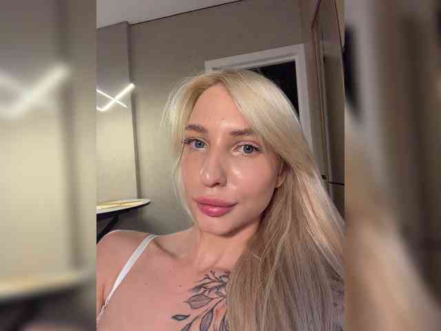 EwaBrown Sex Cam Show
