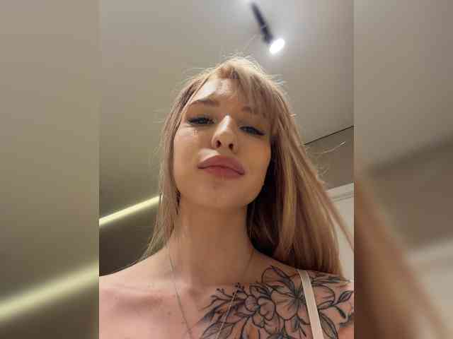 Cristi-Candy webcam