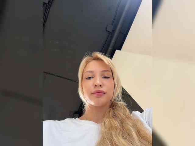 Cristi-Candy webcam
