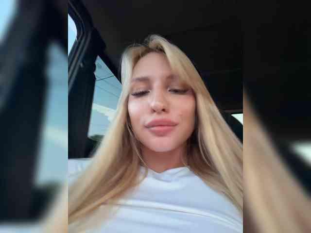 Cristi-Candy webcam