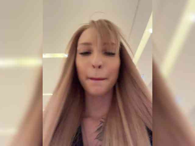 sex cam live EwaBrown