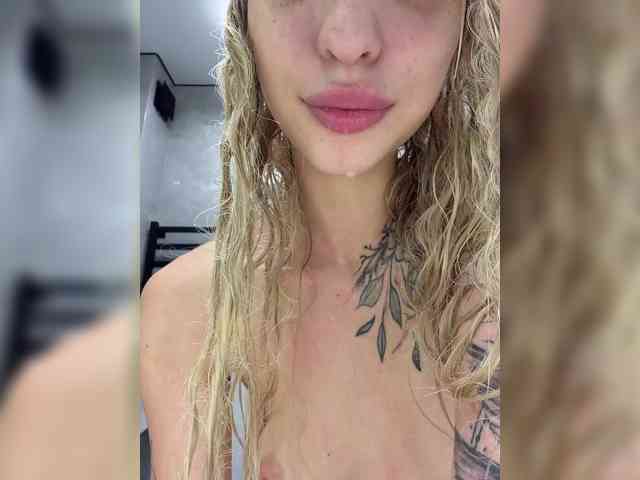 EwaBrown Live Webcam on BongaCams